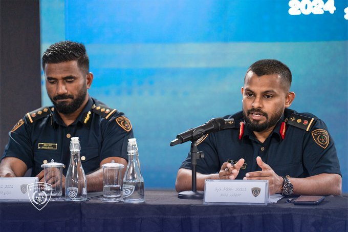 އިމިގްރޭޝަނުން މިއަދު ބޭއްވި ނޫސްވެރިންގެ ބައްދަލުވުމުގެ ތެރެއިން -- ފޮޓޯ: އިމިގްރޭޝަން