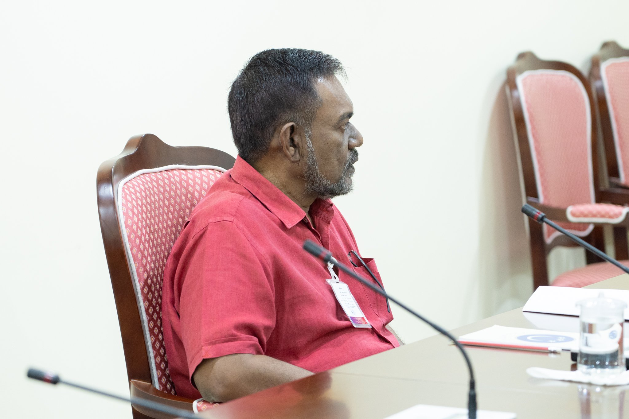 ގާނޫނު މާނަކުރުމުގެ މައްސަލަތަކާ އެކު އިބުރާ މަޖިލީހަށް