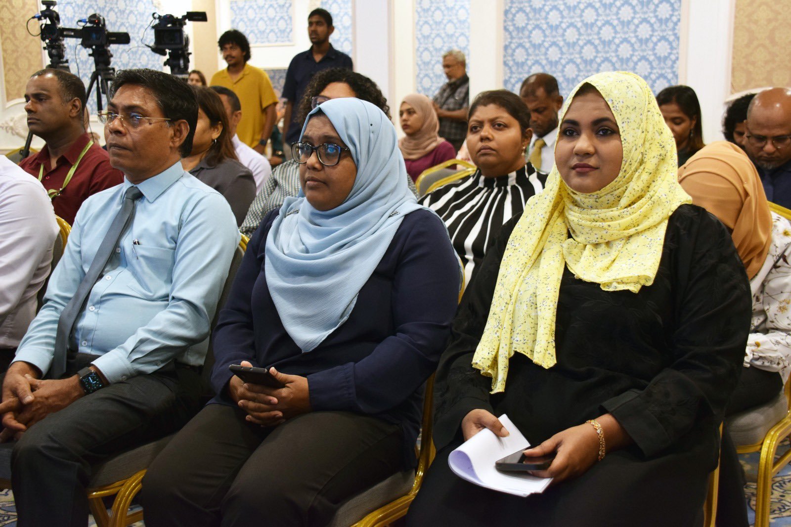 ނަފްސާނީ އެހީތެރިކަން ފޯރުކޮށްދޭން ގައުމީ ހެލްޕްލައިނެއް 