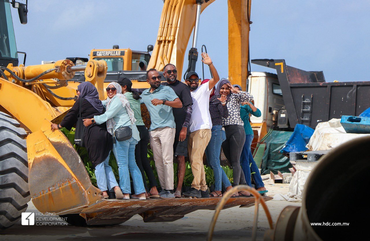 އެޗްޑީސީގެ މުވައްޒަފުން މަސައްކަތަށް ކުޑަގިރިއަށް