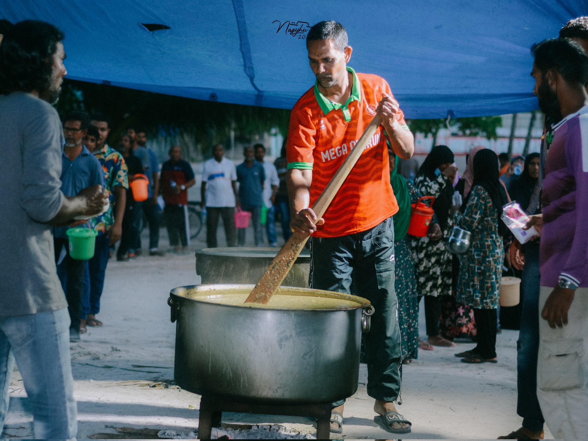 އެއްބައިވަންތަކަމާއެކު ބާރަށު ރައްޔިތުން އީދަށް ކިޔާ މަރުހަބާ