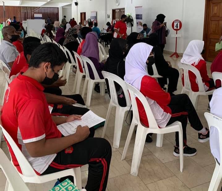 50 ޕަސެންޓް ދަރިވަރުންނަށް ވެކްސިން ޖަހައިފި