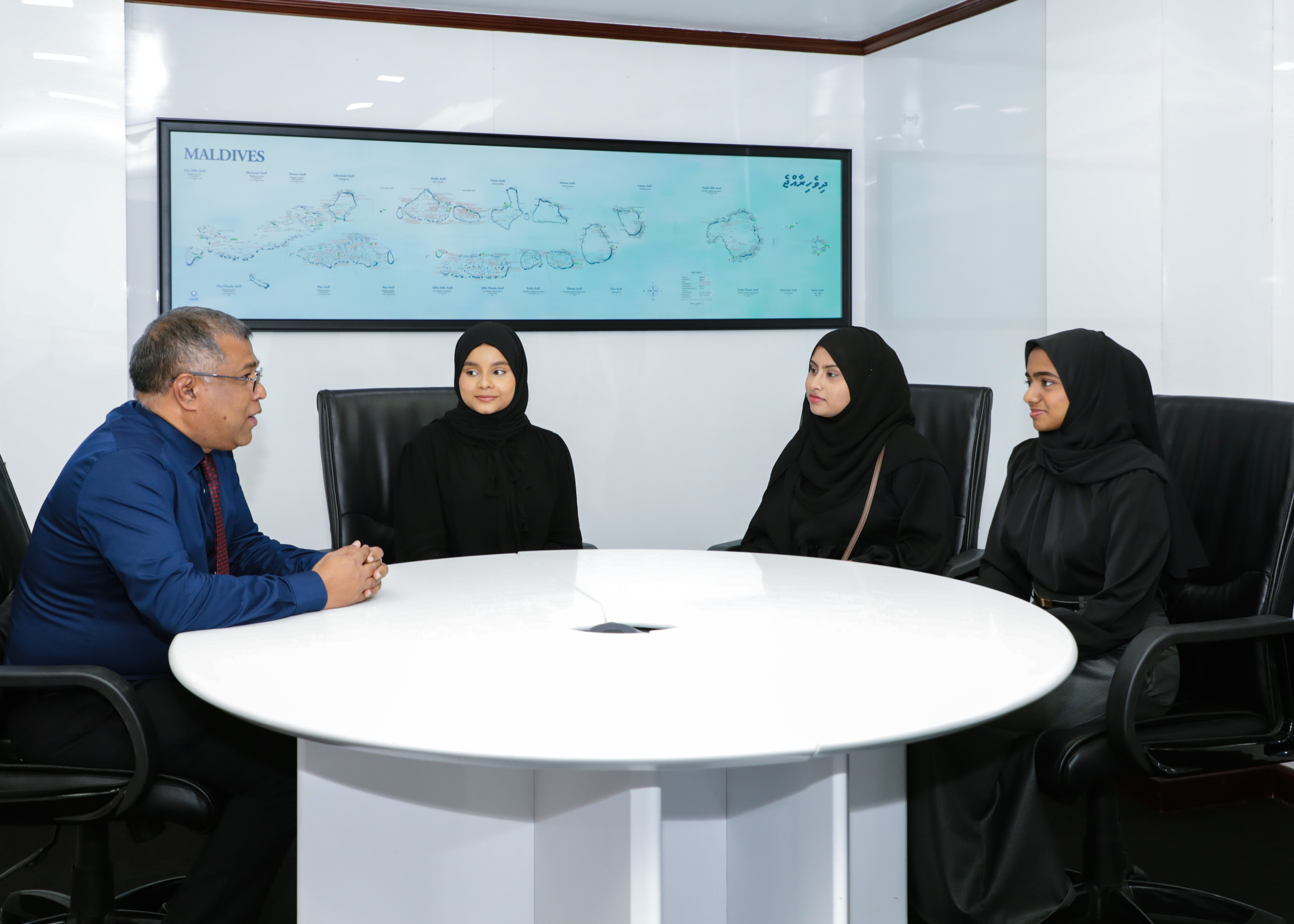 ބީއެމްއެލްގެ ސްކޮލާޝިޕް ފަންޑް ލިބޭ ތިން ދަރިވަރުން ހޮވައިފި