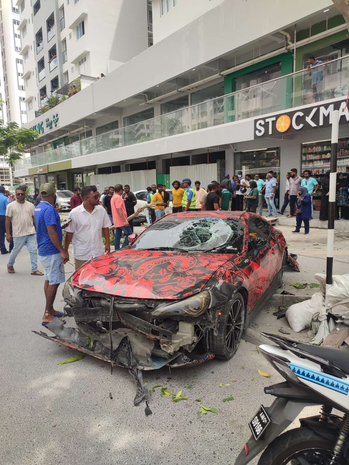 ކާރު އެކްސިޑެންޓުގައި އަނިޔާވި މީހާގެ ހާލު ސީރިއަސް