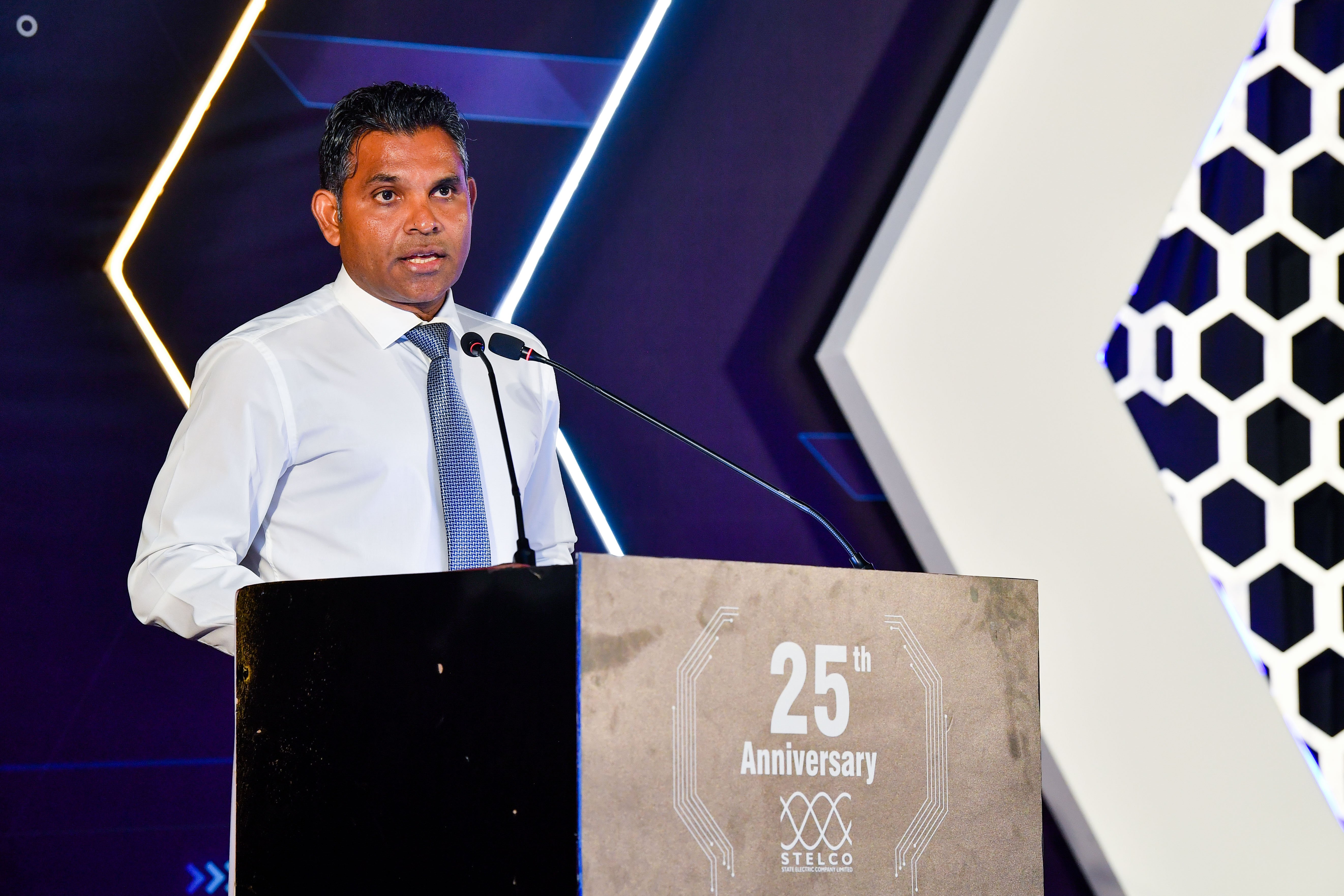 "ގައުމީ ތަރައްގީގައި ސަރުކާރު ކުންފުނިތަކުގެ ދައުރު ވަރަށް ބޮޑު"