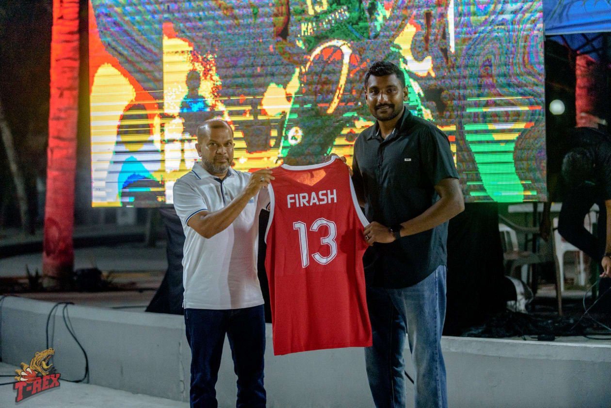 10 އަހަރު ފަހުން ފިރާ އެނބުރި "ގެ" އަށް، މިއީ އާ ޗެލެންޖެއް!