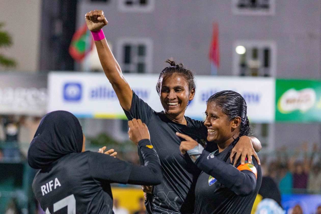 ސަބީނާ ބުނަނީ ރާއްޖޭގެ ޓީމުގެ ފުޓްސަލް ތަޖުރިބާ ބޮޑުވާނެ ކަމަށް