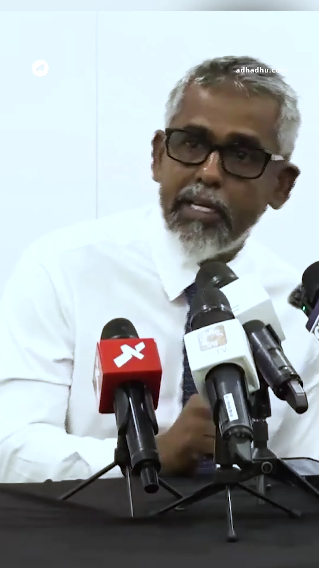 ދެން ގާނޫނުތައް ވެސް ހަދަނީ އީގަލް ހިލްސްއިން އަންގާ ގޮތަށް: ޒިޔާދު